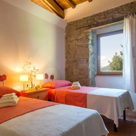 Cozy In Benabbio With Kitchen 아파트 *