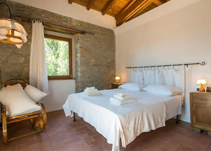 3 Bedroom Amazing In Benabbio